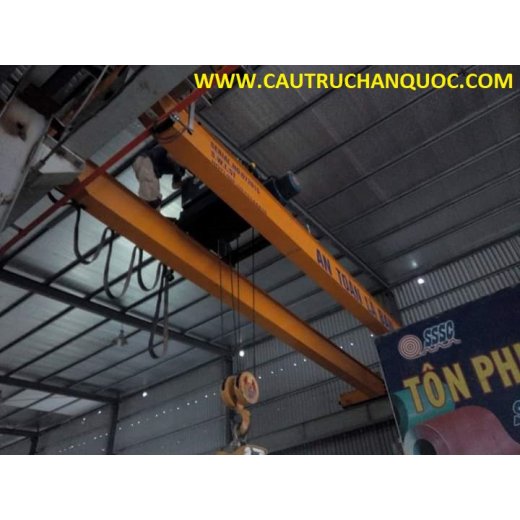 Cầu trục 3 tấn hàn quốc 2 dầm đôi khẩu độ nhà xưởng 10m Cầu trục 3 tấn hàn quốc 2 dầm đôi khẩu độ nhà xưởng 10m