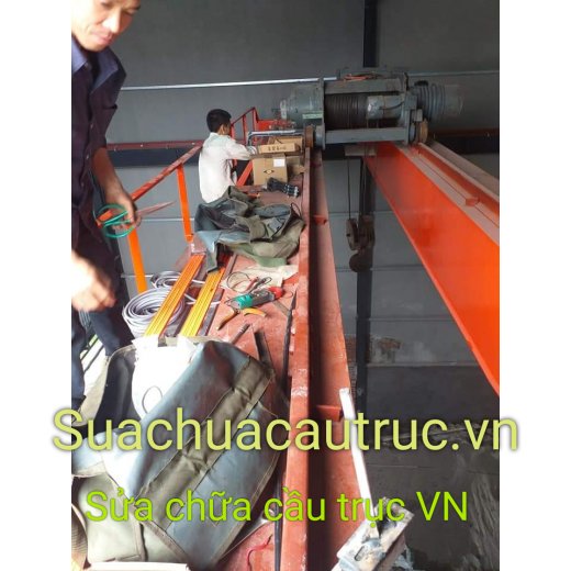 Bảo trì thay thế chổi tiếp điện 3P cho cầu trục tại tỉnh Nghệ An